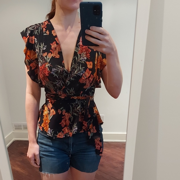 Floral wrap shirt NWT - Picture 3 of 3